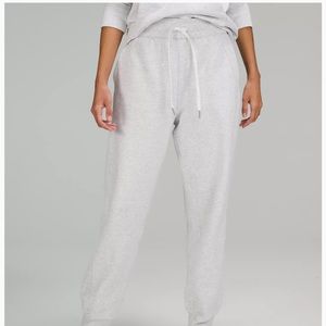 Lululemon Scuba High-Rise Relaxed Jogger
Full Length